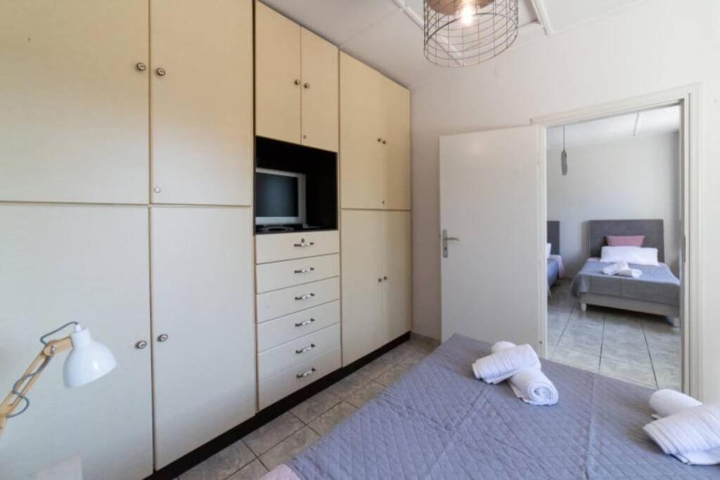 Holiday home Stathi's *
